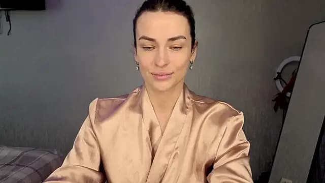 Kira__love1 live cam