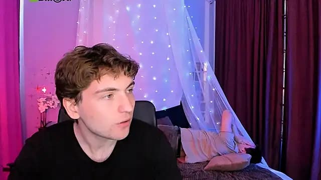joseph_bear_ live cam
