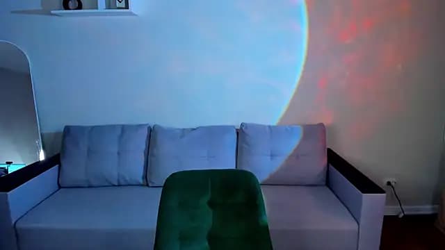 Kira_G0ld live cam
