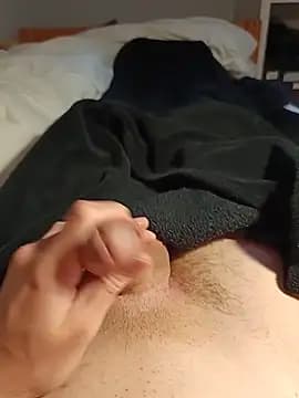 Max69690 live cam