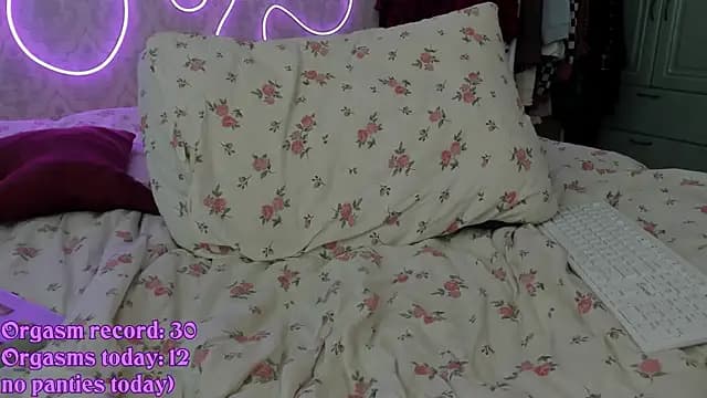 RileyNymph live cam