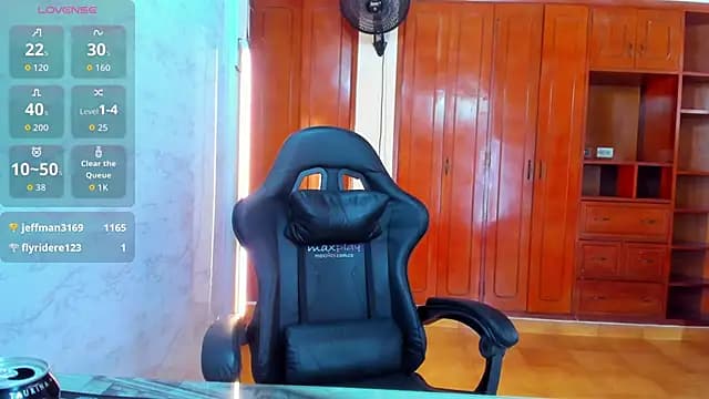 lizzie_skinny live cam