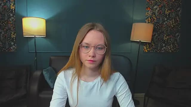 FloraLarsson live cam