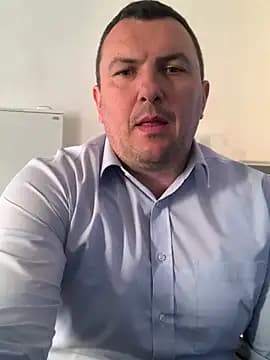 Mike8523 live cam on Stripchat
