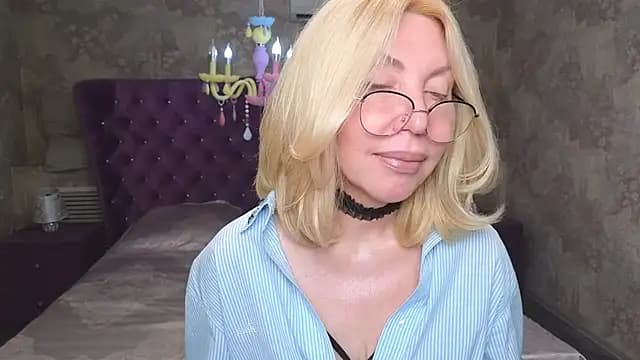 Wendy_Waves live cam