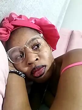 Cherrydollx live cam