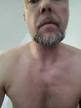 HornyDaddyMuscle live cam