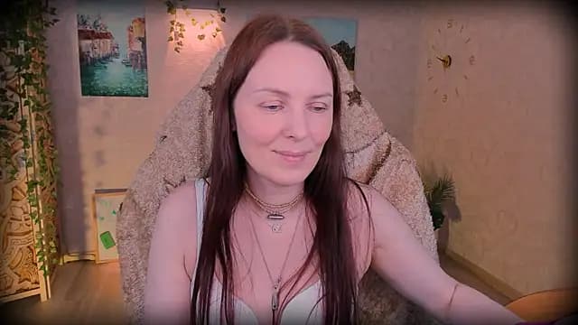 LanaRadiance live cam