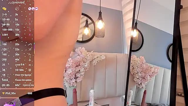 chelsea_bolton_ live cam