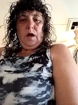 Bored_Grandma live cam