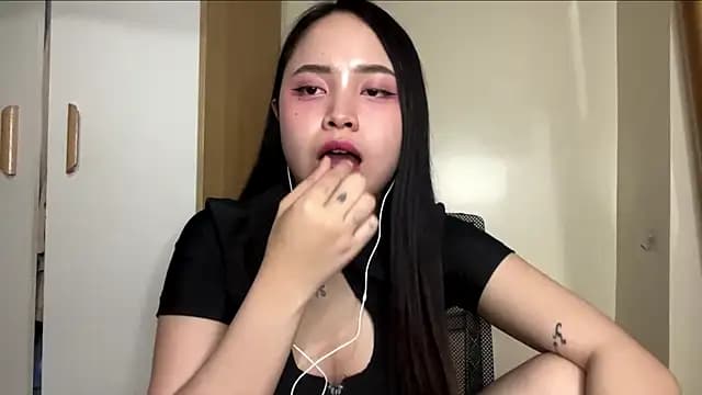 LorindaBeser live cam