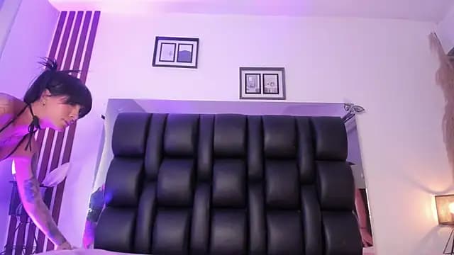 dalhia_and_hades live cam