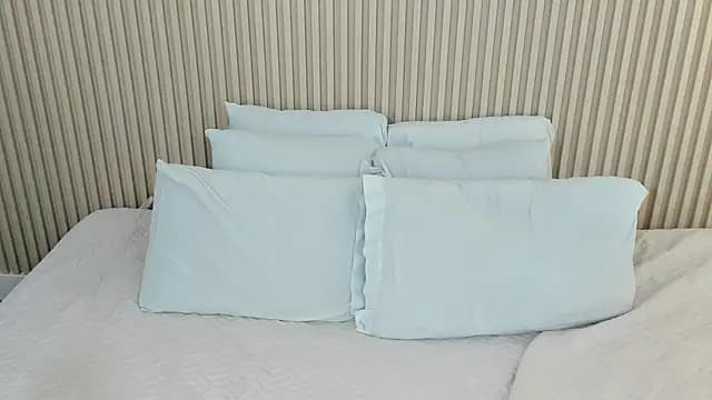 charlottebrowns_ live cam