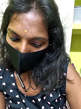 Honey_rosetamil live cam