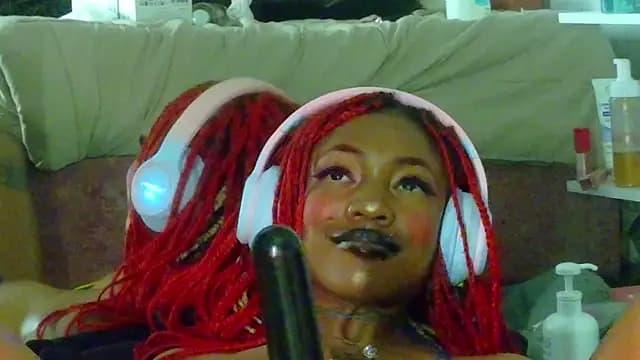 DaniaMarcell live cam