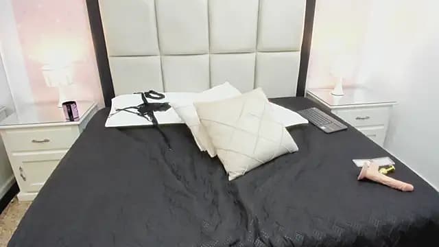 RubyRagge live cam