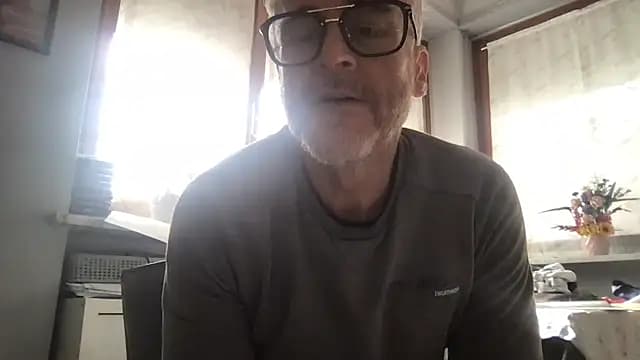 Axl_hot live cam