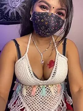 Berry_blossom live cam