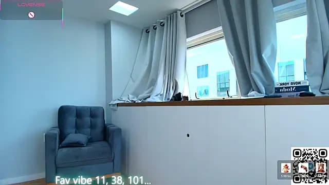 Milf_Tea live cam