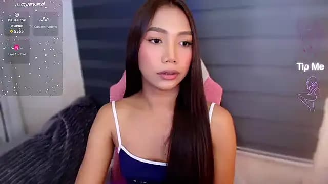 fuckingnaughtyjade live cam