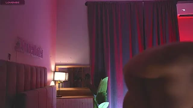 Tella_dream live cam