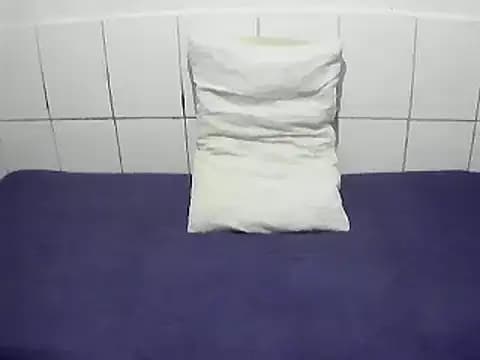 pierdona live cam on Stripchat