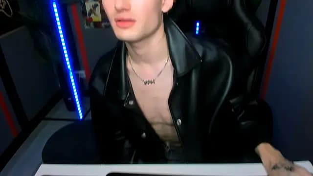 Lucas_Moran live cam