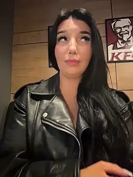 Tisha_Busty live cam