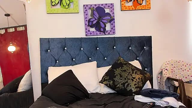 Atenis_thompson live cam
