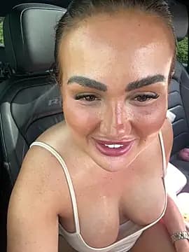 RUBY_BROOKS live cam