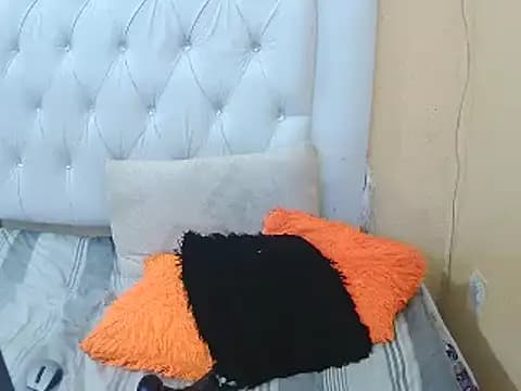 Cocoa-Honey12 live cam
