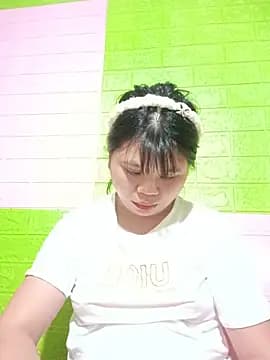 Xuka_lyss live cam