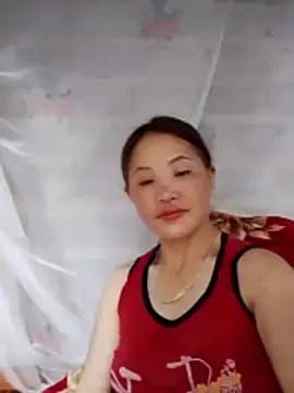 _Lyly_pussy_ live cam