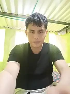 emanuel_831 live cam