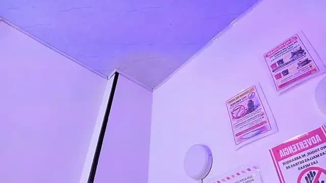 Naomy_tay1 live cam