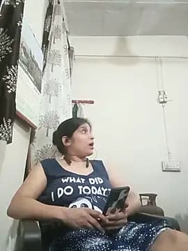 Ritika_singh71 live cam