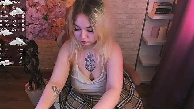green_eye_twinkle live cam