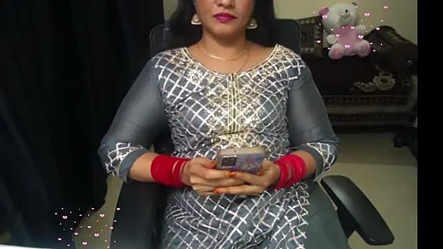 Cute_Aarushii live cam
