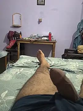 IndianDaddy0 live cam