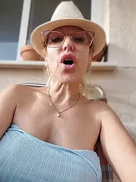 Manuerlaruby live cam