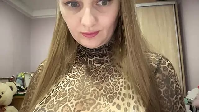 Viola_sweet live cam