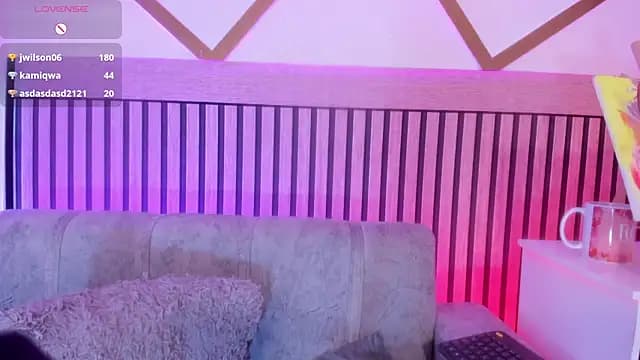 NinaInk live cam