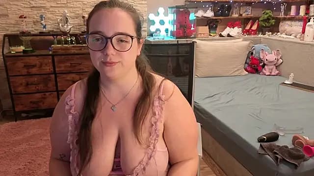 Kimberly-Caprice live cam