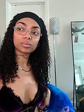 butterflybootyy live cam
