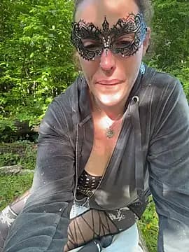 Nadja_Noir live cam