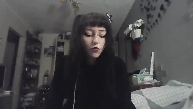 ChargedReign live cam