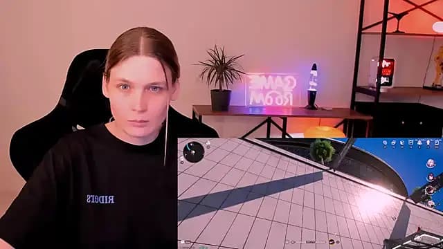 Nessi_Villain live cam