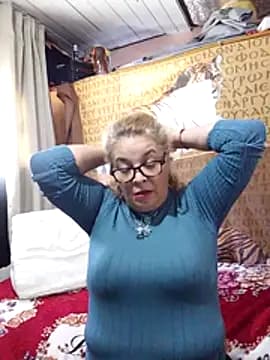 momismilf544 live cam