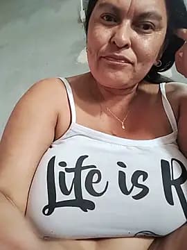 Horny-Mommy-Dirty live cam