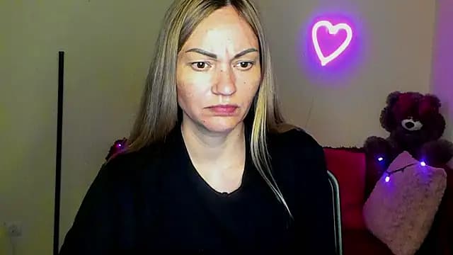 BlondMikey22 live cam